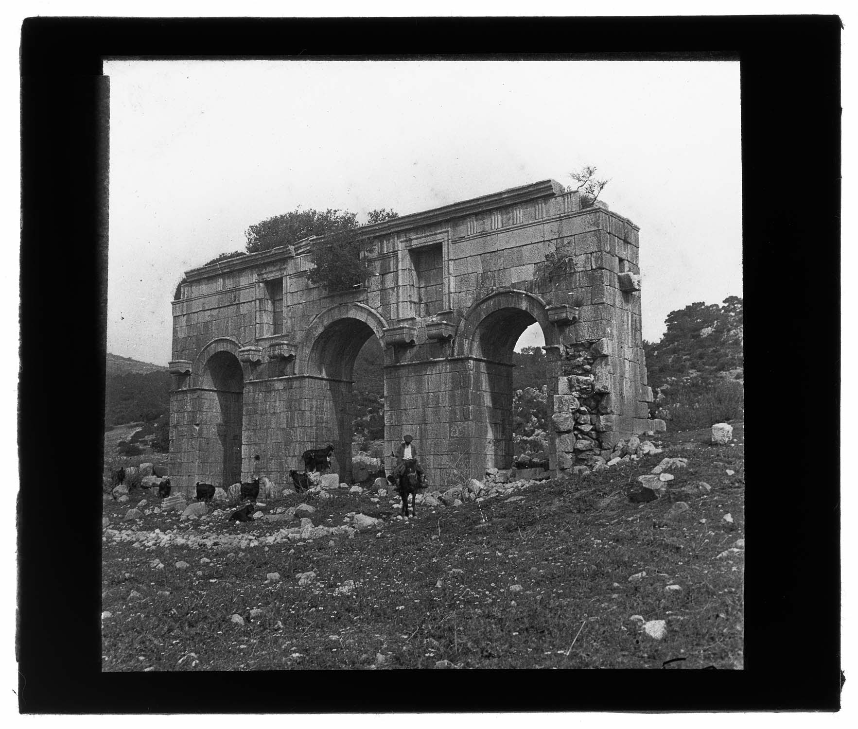 Arc de Mettius Modestus